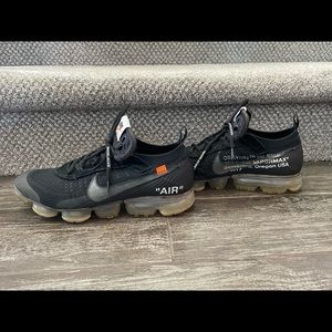 Nike off white vapor max size 10.5